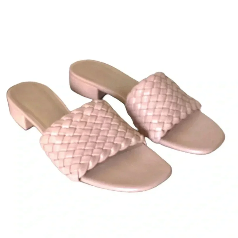 CUSHIONAIRE | Women's Nerida Woven Faux Leather Low Block Heel Sandal Size 9 - Picture 6 of 9